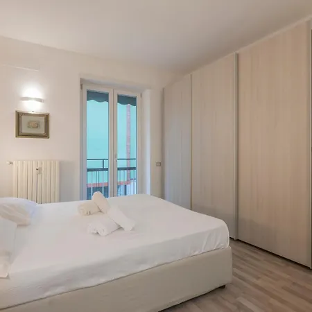 Apartament I Host - Della Torre 9 *